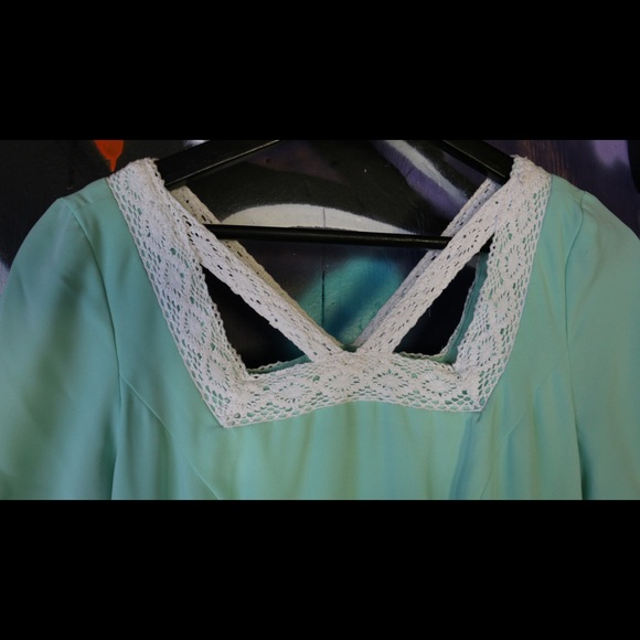 Mod Cloth Retro - Picture 6 of 8